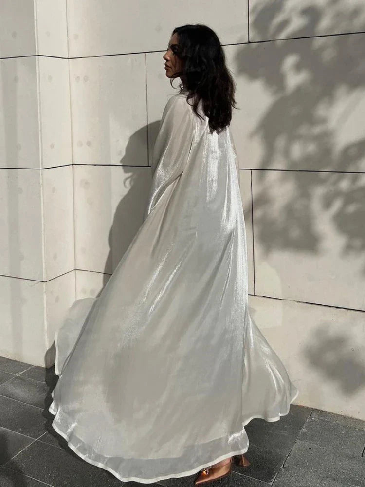 Opulent Silk Eid Abaya – Graceful Ramadan Caftan Gown