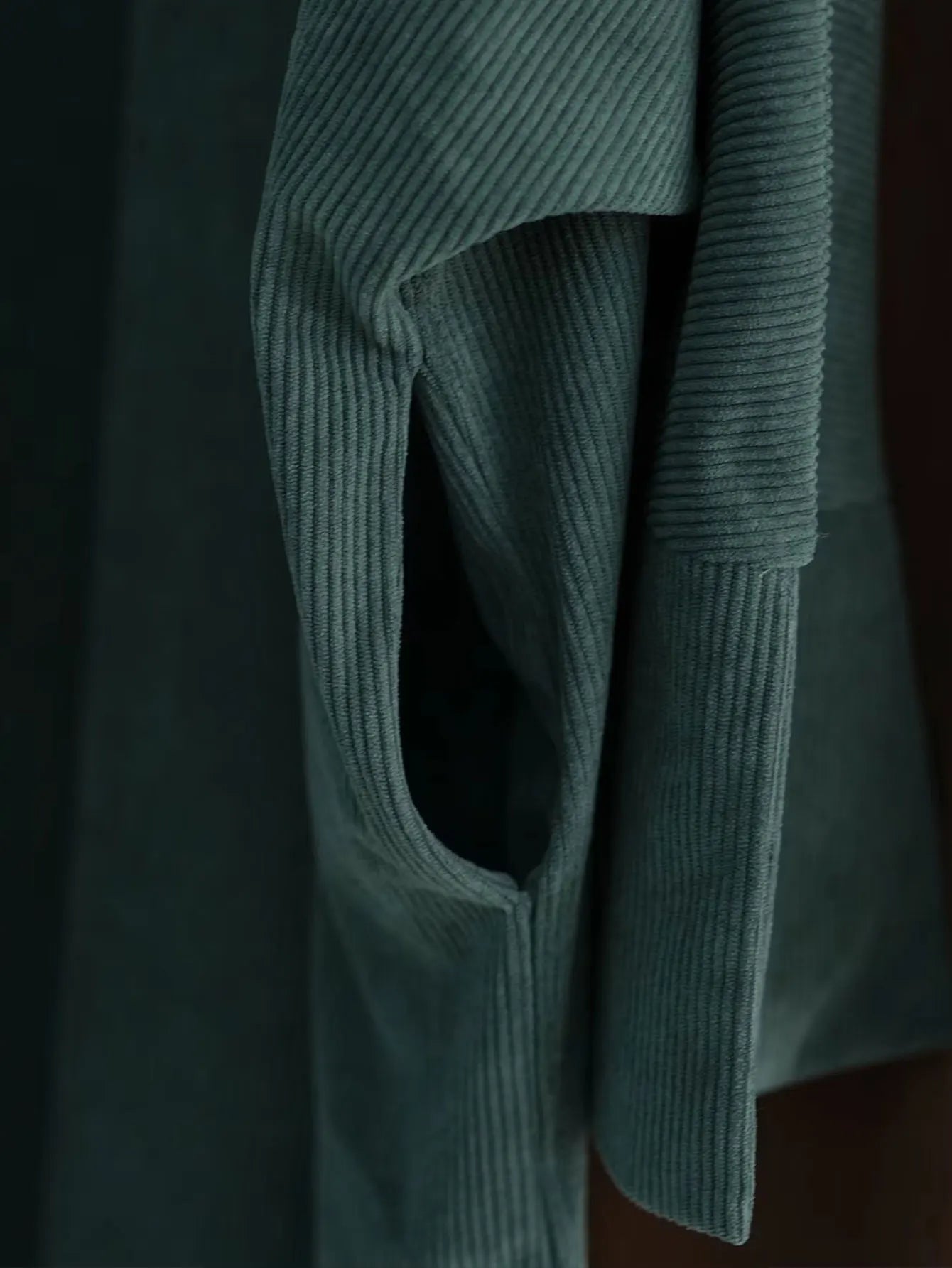 Velour Grace Corduroy Abaya