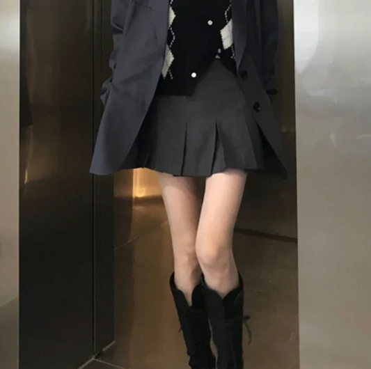 Regent Gray Pleated Mini Skirt